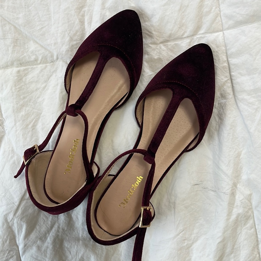 modcloth velvet t-strap flats